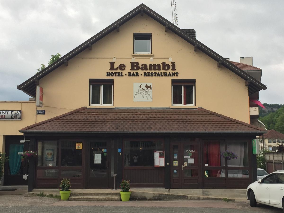 Hotel Le Bambi Бом-ле-Дам Экстерьер фото